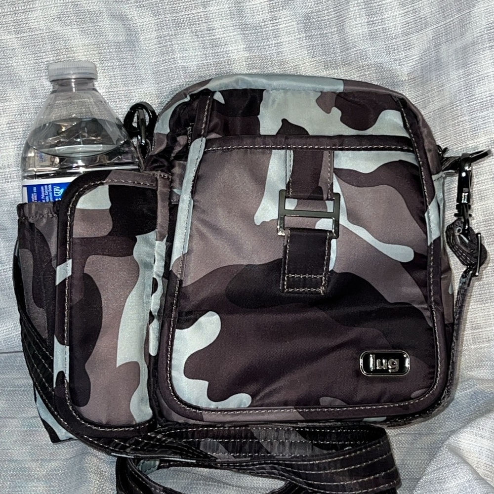 Lug Can Can Blue Camo Crossbody/Belt Bag Purse - Picture 14 of 14